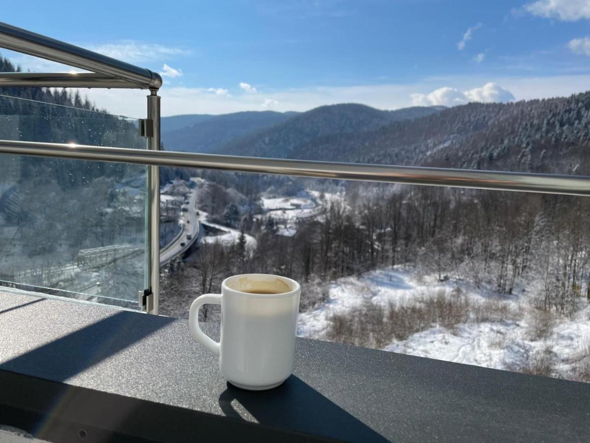Romantic Jacuzzi Chic Apartment Sinaia Exterior foto