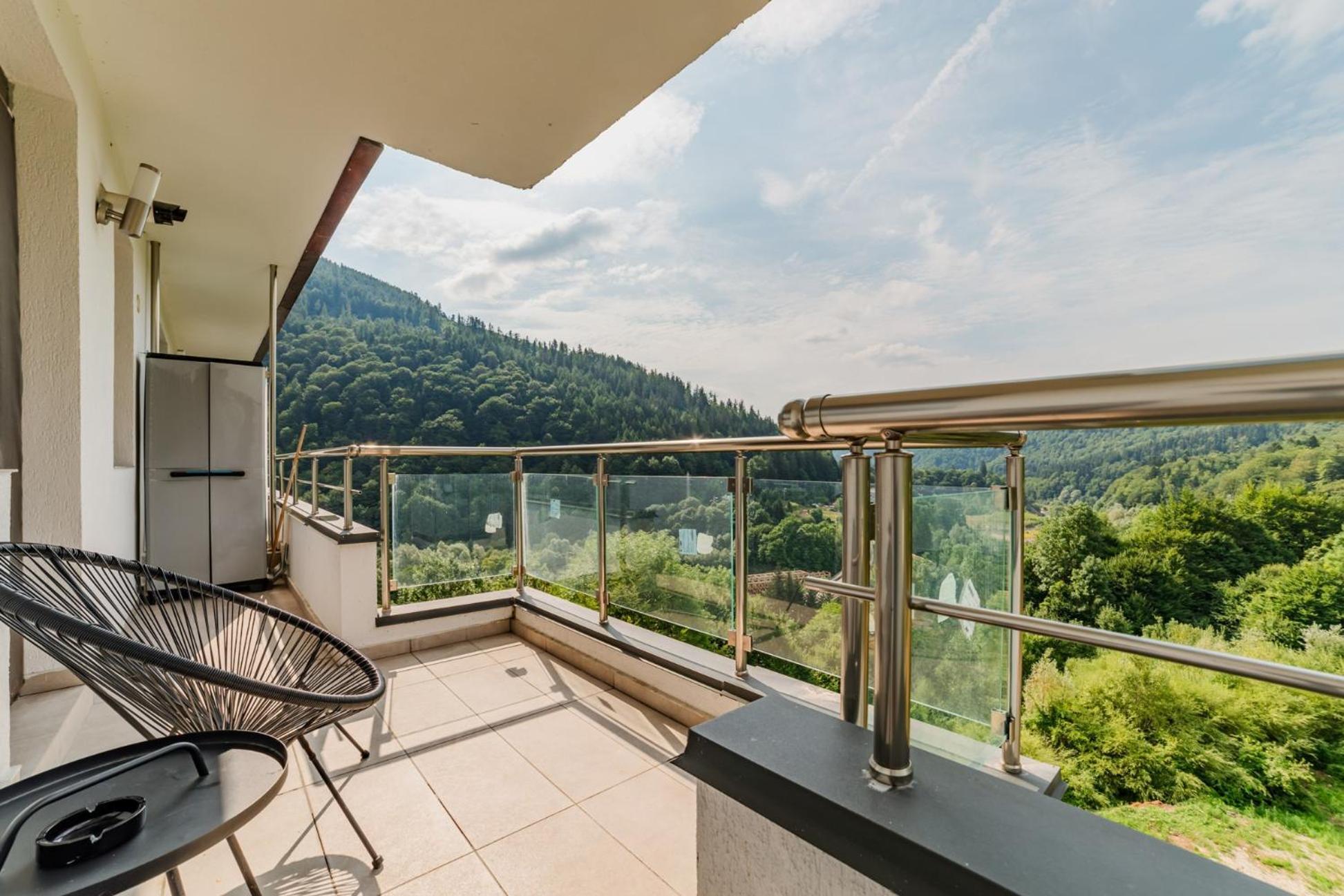 Romantic Jacuzzi Chic Apartment Sinaia Exterior foto